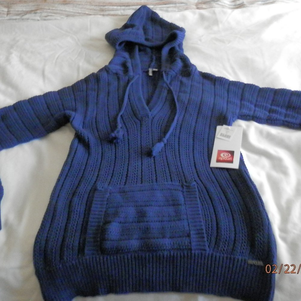 New with Tags Rip Curl Brand Women's Sweater / Knit Top Size Medium Blue Hoodie